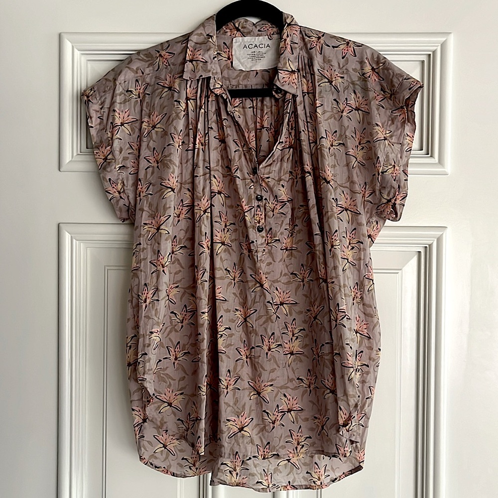 <SOLD> Acacia Lily top size S